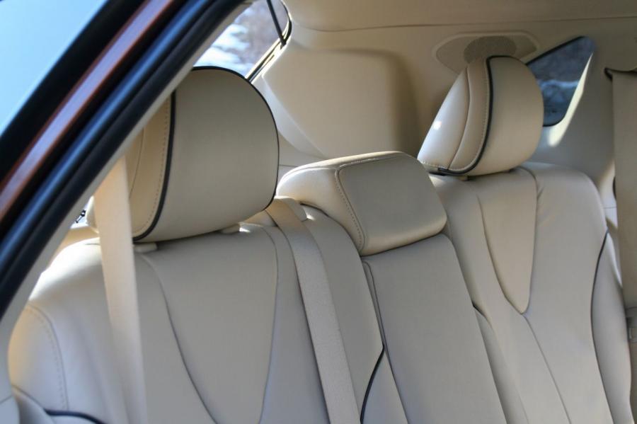  Toyota Venza 2009 года  (фото 12 из 95)